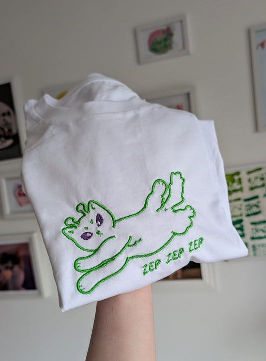 Alien Cat Embroidered Organic Cotton T-Shirt Zep Zep Zep